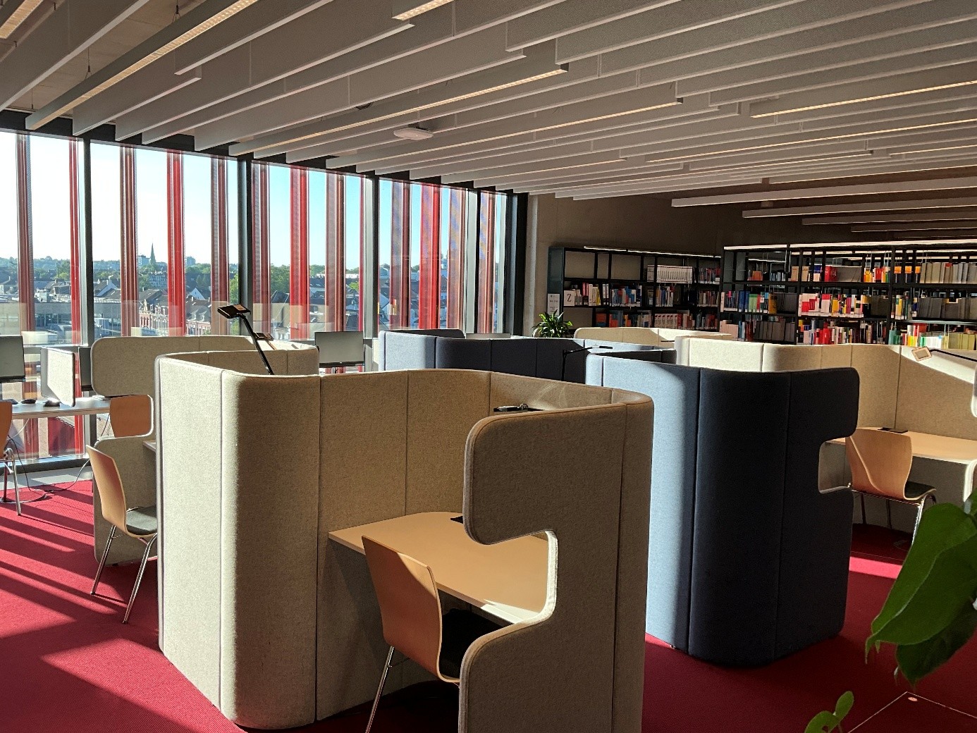 Lernplätze in der Bibliothek in Mülheim